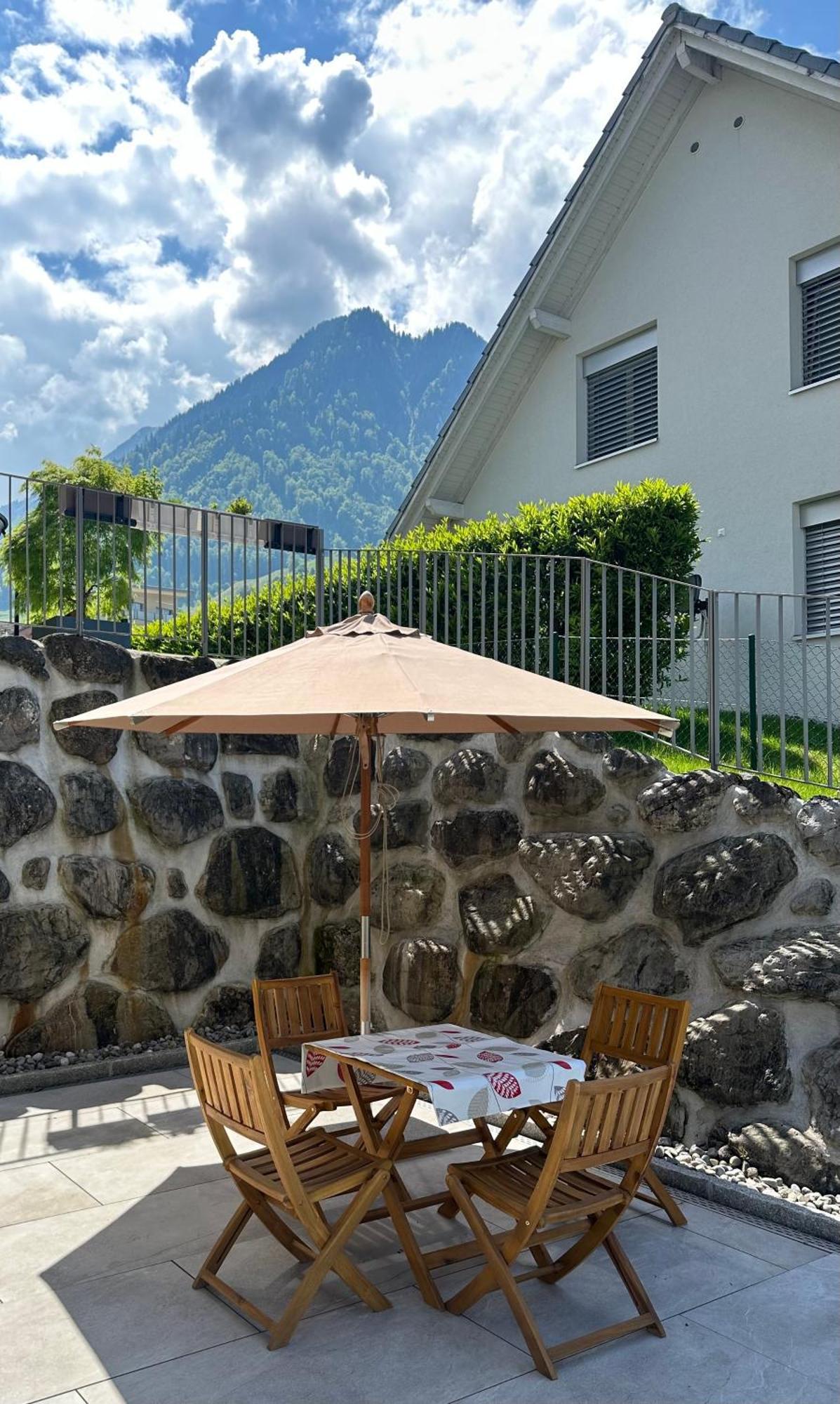 Komfortable Ferienwohnung In Beckenried, Nidwalden Exterior photo